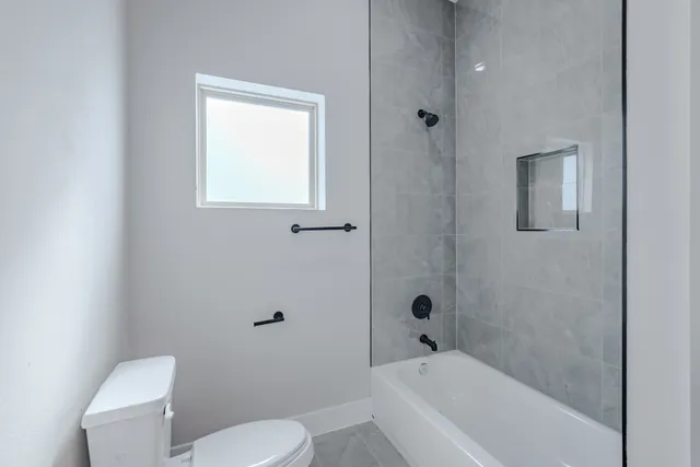 $2,600 | 2618 Piemonte Avenue Cir Spring, Spring, TX 77388