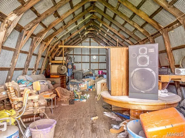 $240,000 | 1505 Wagon Trail Lane, Fairview Heights, IL 62208