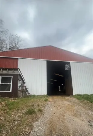 $240,000 | 1505 Wagon Trail Lane, Fairview Heights, IL 62208