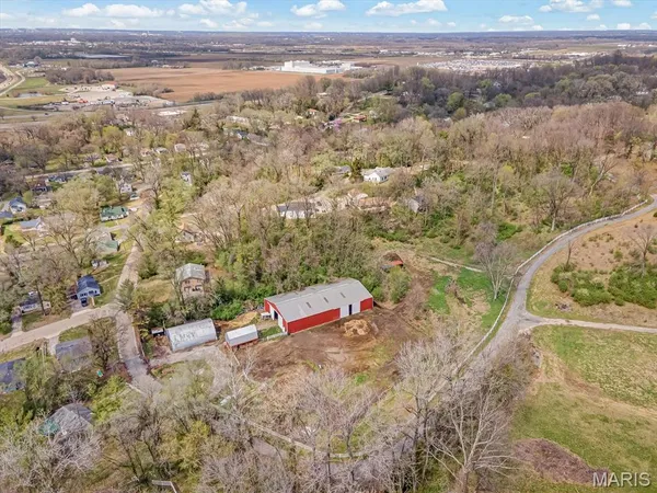 $240,000 | 1505 Wagon Trail Lane, Fairview Heights, IL 62208