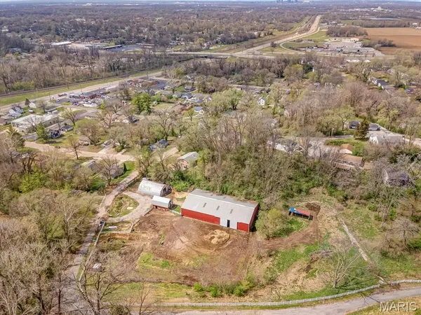 $240,000 | 1505 Wagon Trail Lane, Fairview Heights, IL 62208