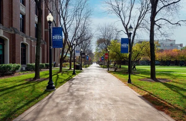 $5,750 | 2437 North Seminary Avenue, Unit 2, Chicago, IL 60614