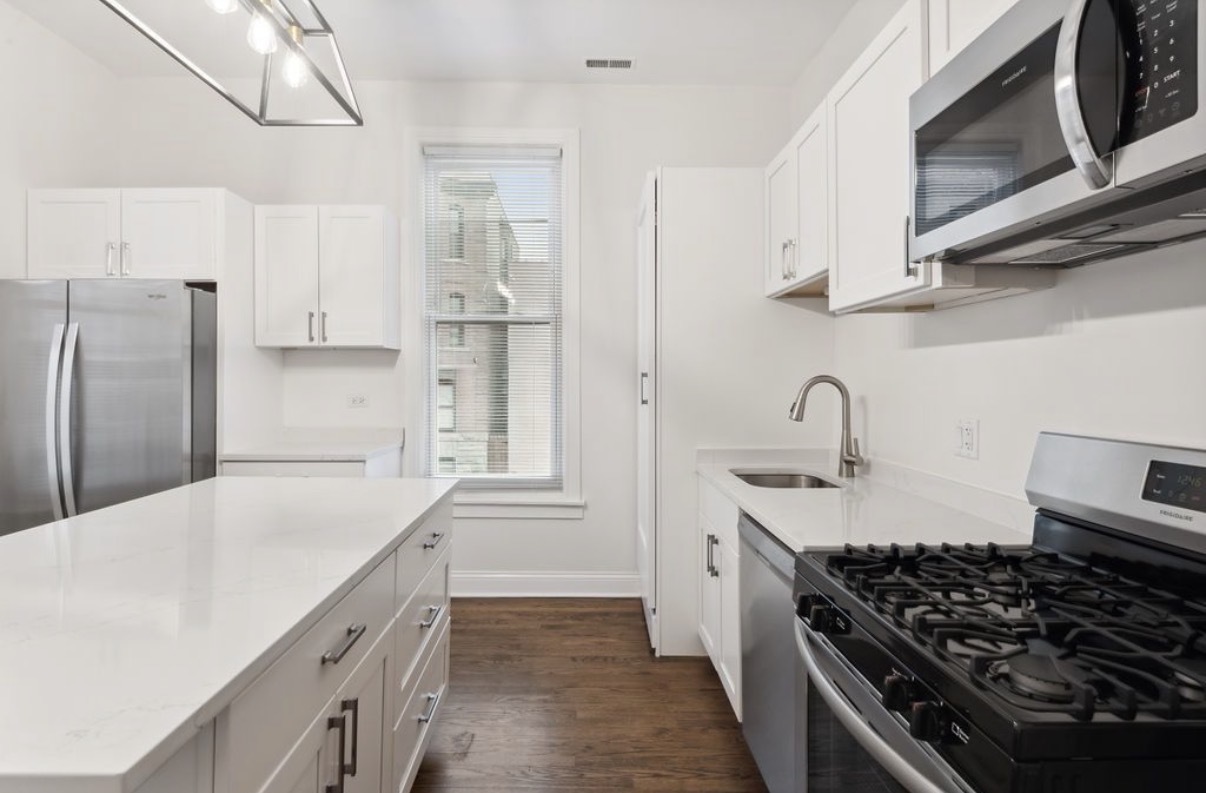 2437 North Seminary Avenue, Unit 2 Chicago, IL 60614 - Photo 5 of 21