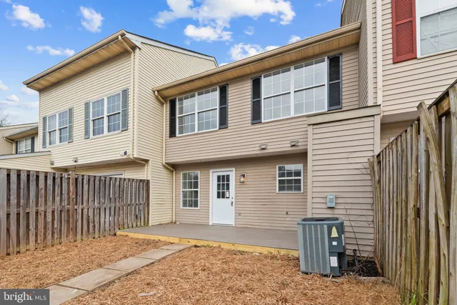 $359,900 | 6140 Sea Lion Place, Waldorf, MD 20603