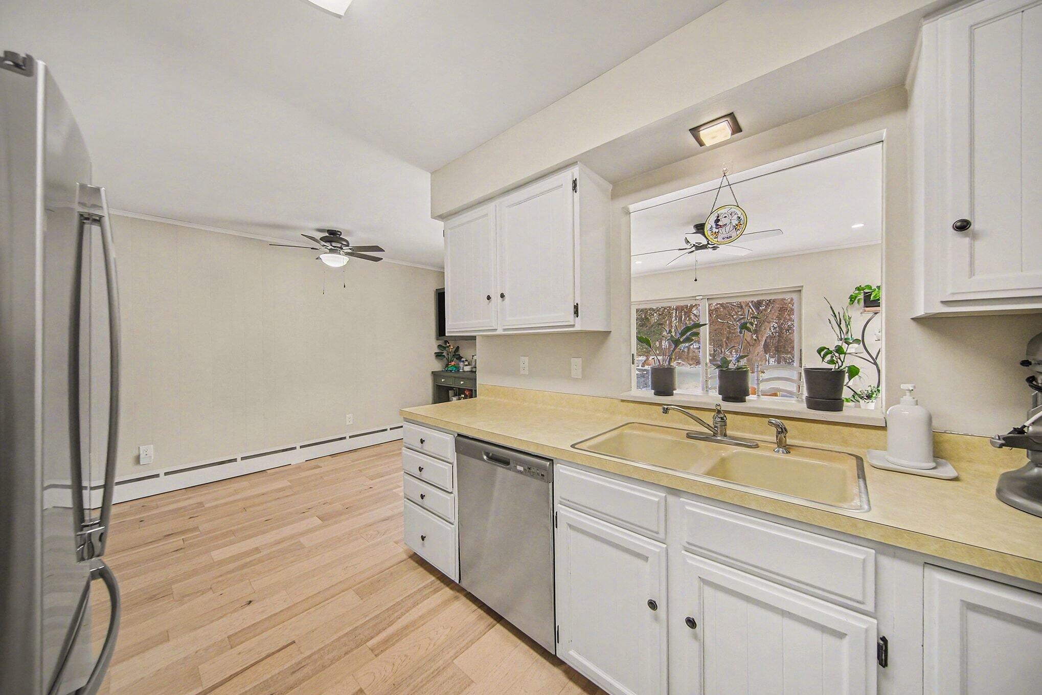 4271 Indian Trail Jackson, MI 49201 - Photo 4 of 13 file_4778