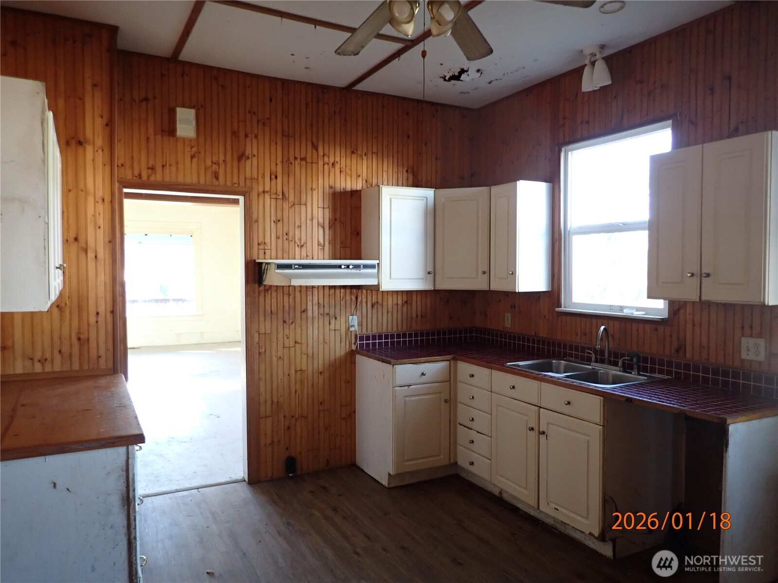 237 13th Street Raymond, WA 98577 - Photo 16 of 32