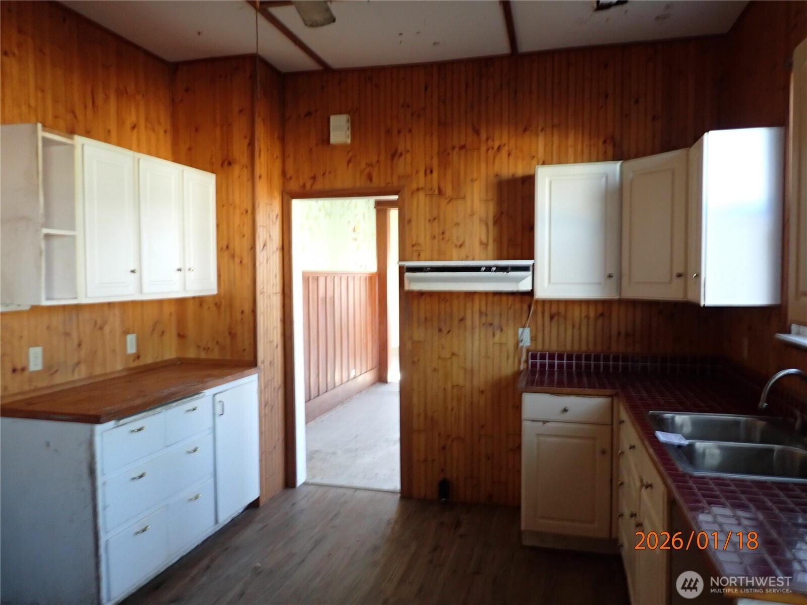 237 13th Street Raymond, WA 98577 - Photo 17 of 32