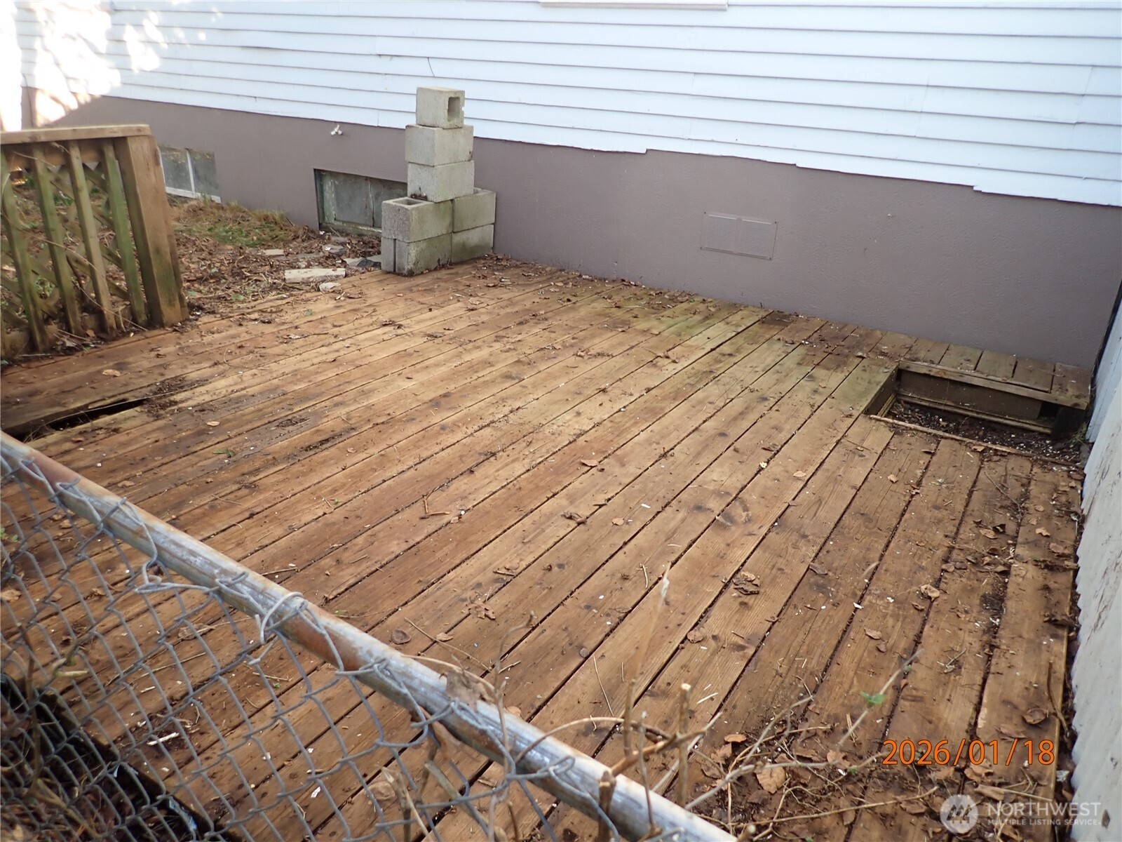 237 13th Street Raymond, WA 98577 - Photo 9 of 32