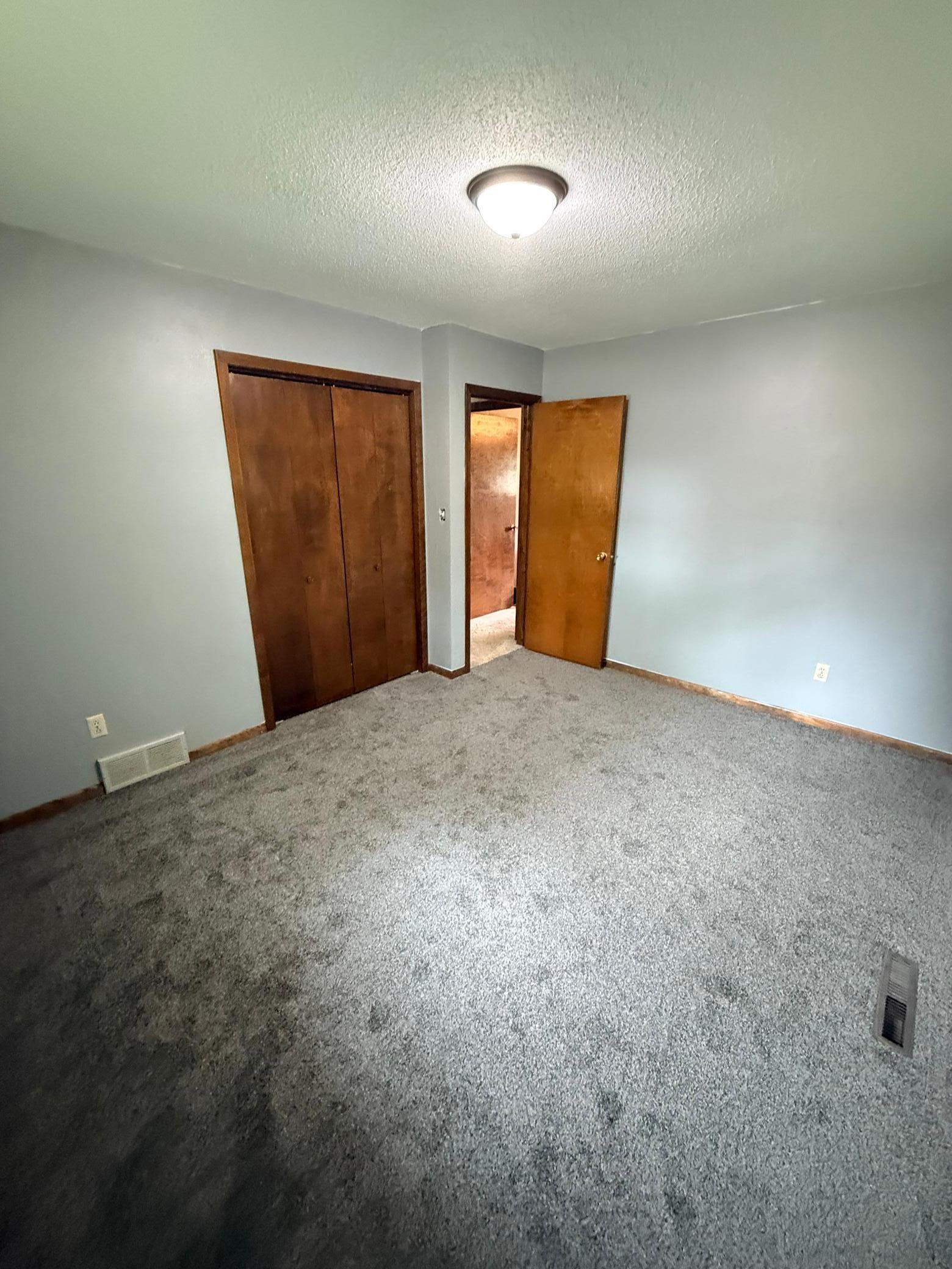 830 Clark Street Walnut Grove, MN 56180 - Photo 12 of 34
