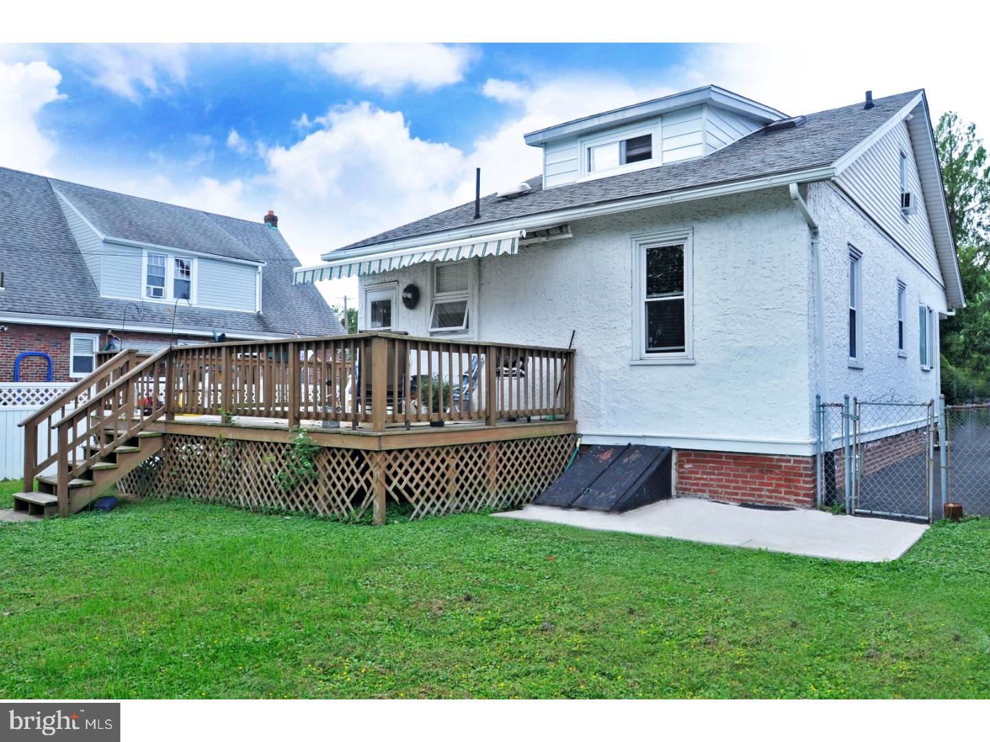 7727 Verree Road Philadelphia, PA 19111 - Photo 17 of 23 Exterior Back