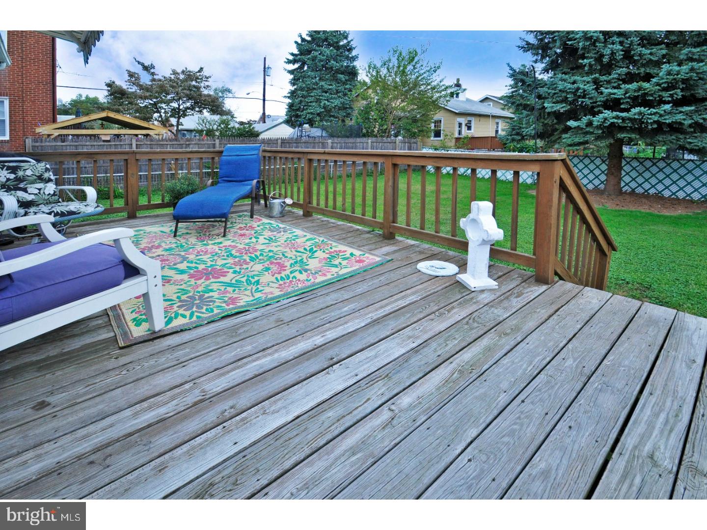 7727 Verree Road Philadelphia, PA 19111 - Photo 19 of 23 Deck