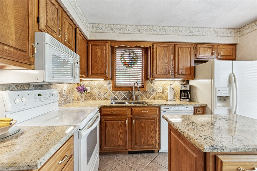 4 Wilbur Road Lincoln, RI 02865 - Photo 30 of 44