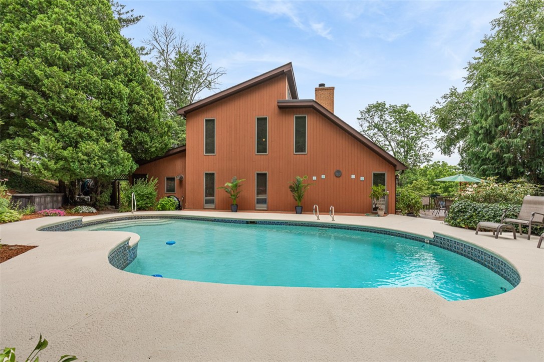 4 Wilbur Road Lincoln, RI 02865 - Photo 3 of 44