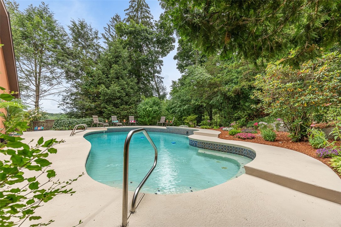 4 Wilbur Road Lincoln, RI 02865 - Photo 5 of 44