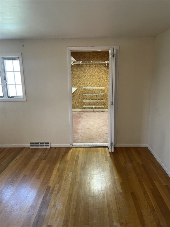 48 Elmont Road Lowell, MA 01852 - Photo 23 of 41