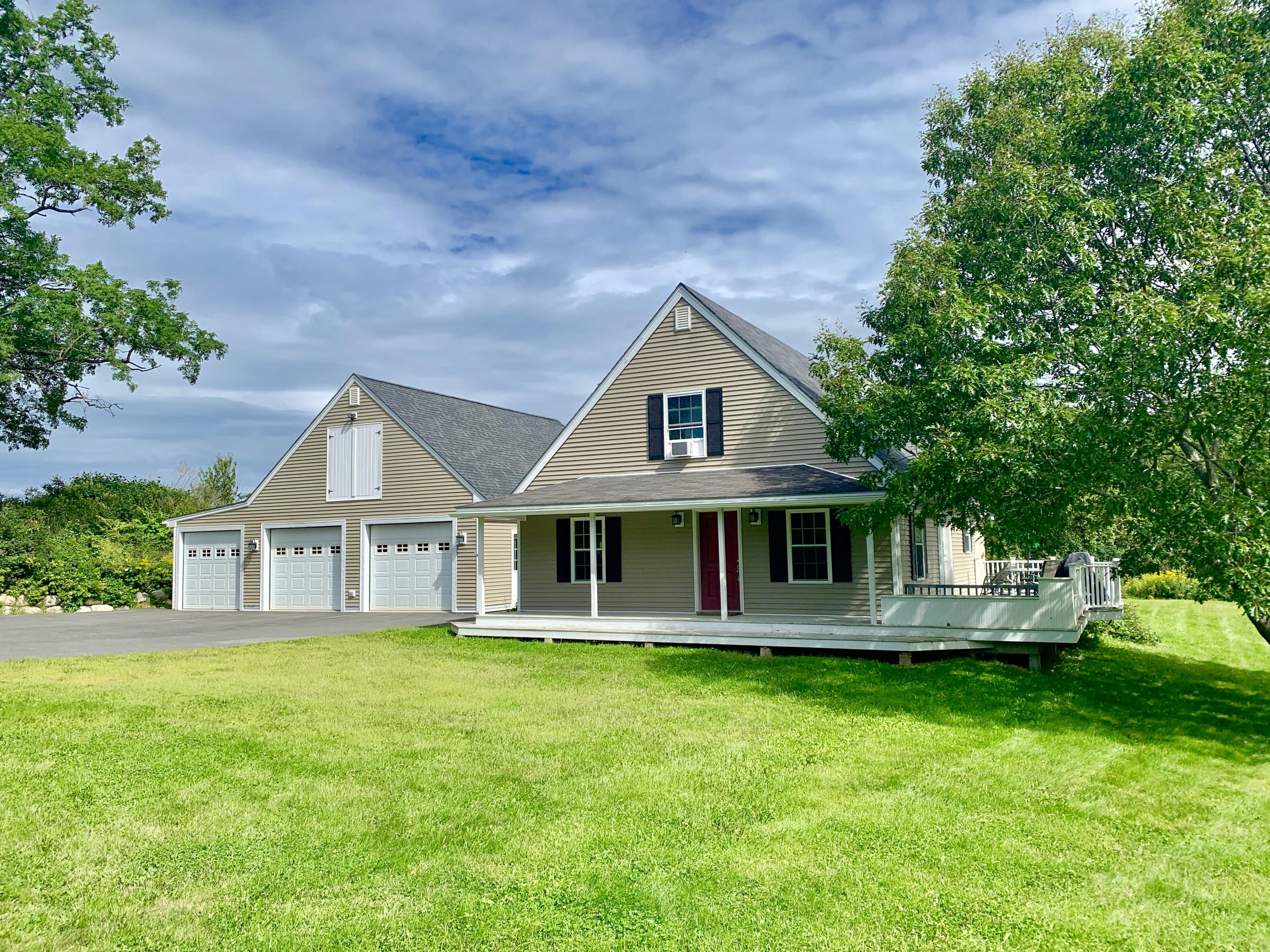 285 Bucksmills Road Bucksport, ME 04416 - Photo 14 of 27 20190828_182855616_iOS
