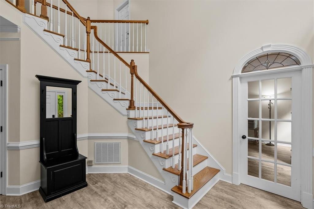 1789 Deer Run Court Oak Ridge, NC 27310 - Photo 7 of 48
