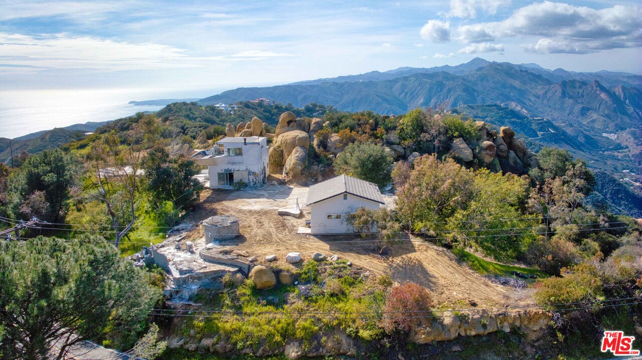 24641 Piuma Road Malibu, CA 90265 - Photo 40 of 40 a view of a city