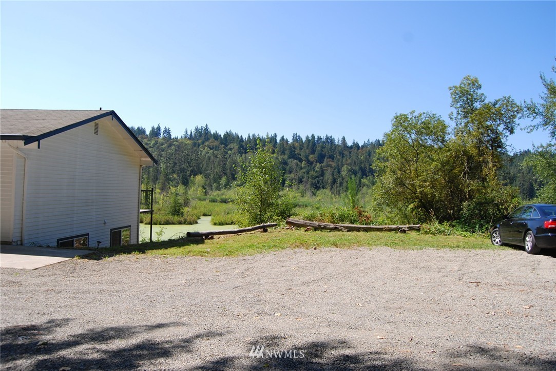 23623 Redmond-Fall City Road Northeast Redmond, WA 98053 - Photo 20 of 23 Gallery Image 20