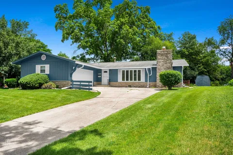 $489,993 | 6531 Briargate Drive, Downers Grove, IL 60516