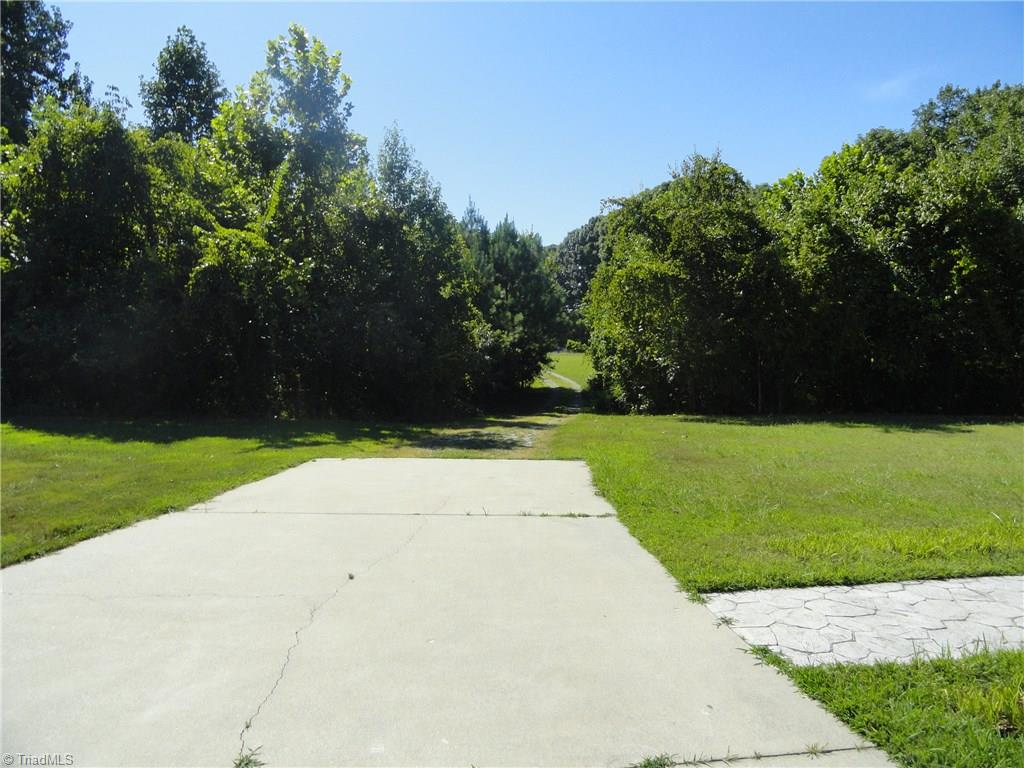263 Embler Road Lexington, NC 27292 - Photo 7 of 19