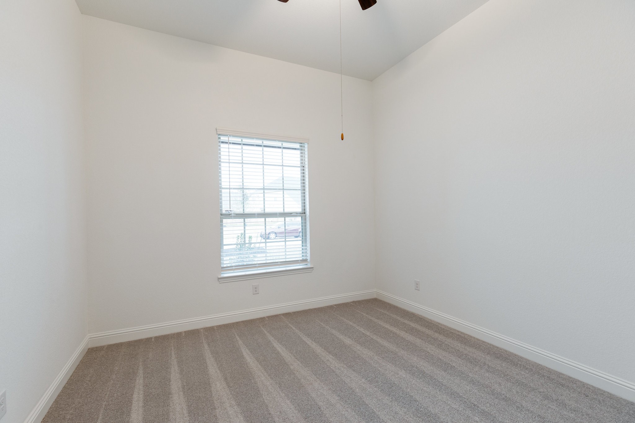 1403 Woodson Ridge Lane Katy, TX 77494 - Photo 32 of 45