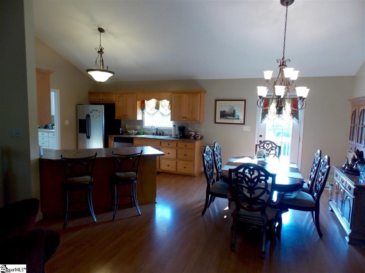 371 Sunset Road Landrum, SC 29356 - Photo 13 of 30