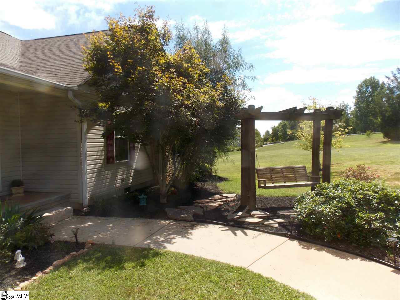 371 Sunset Road Landrum, SC 29356 - Photo 6 of 30
