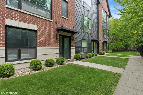 $4,400 | 7771 Van Buren Street, Unit 3, Forest Park, IL 60130