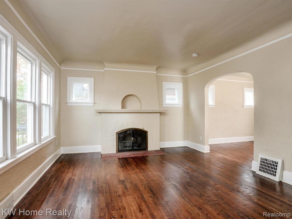 169 Ogemaw Road Pontiac, MI 48341 - Photo 6 of 22
