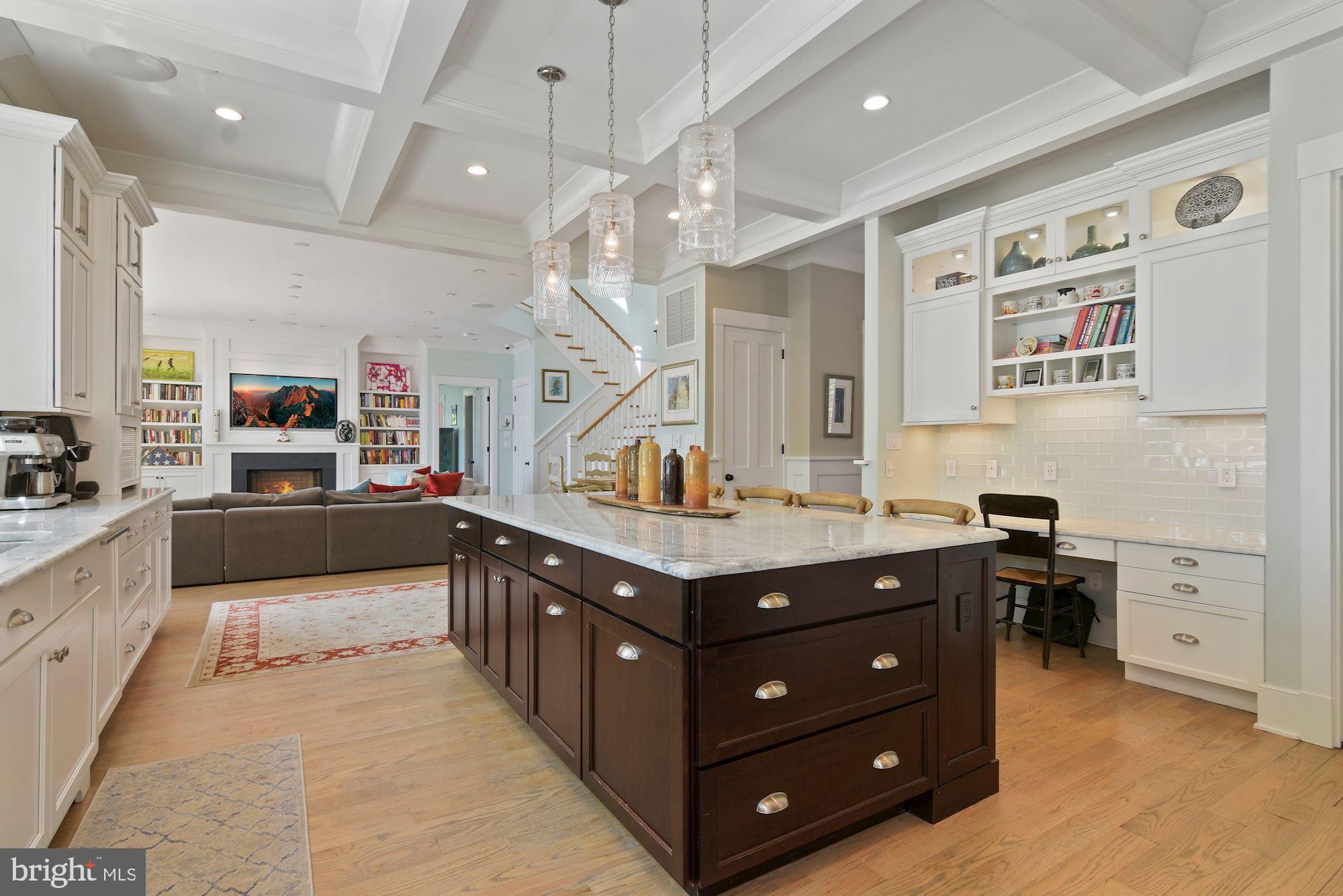 1054 Trails End Road Pasadena, MD 21122 - Photo 11 of 82