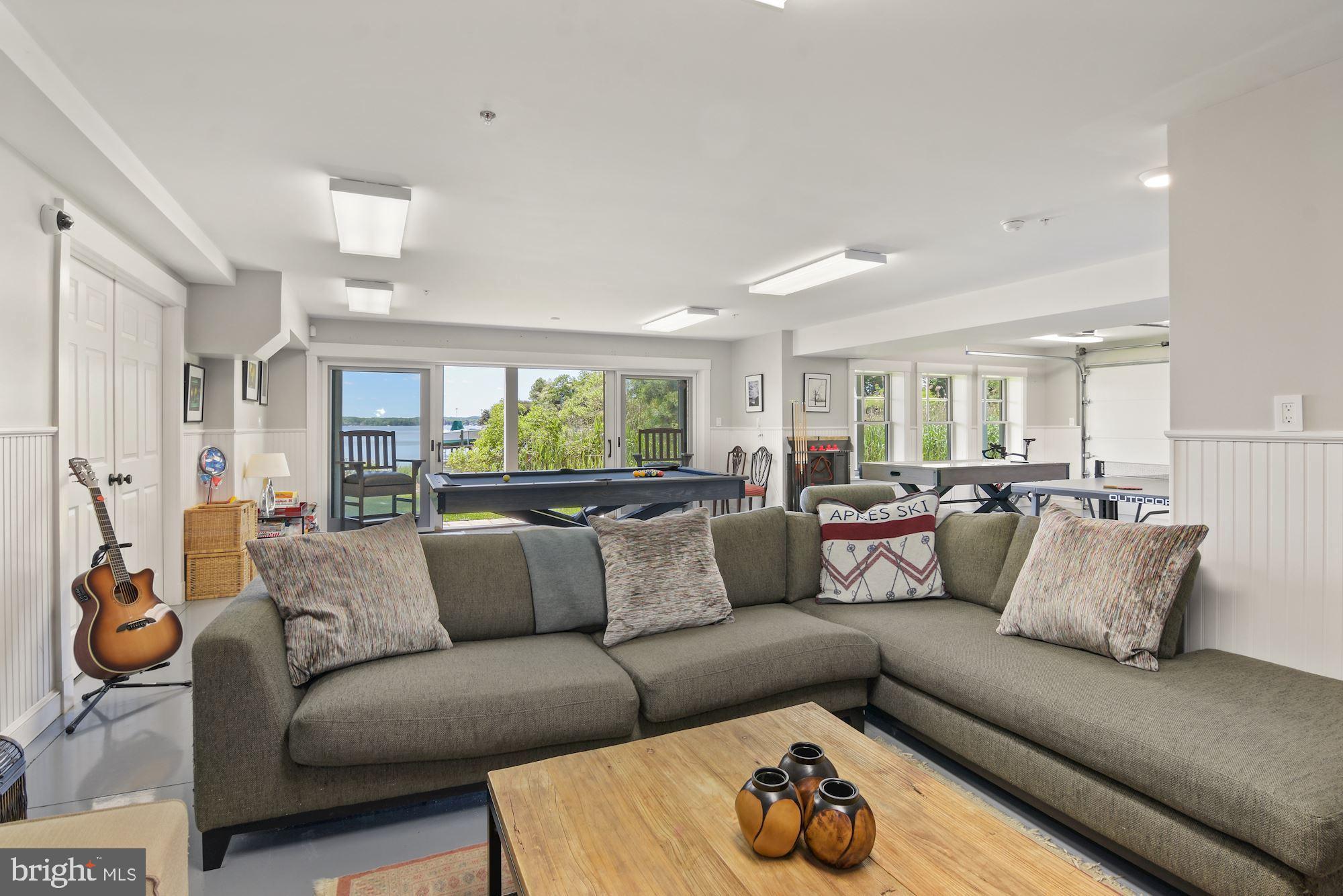 1054 Trails End Road Pasadena, MD 21122 - Photo 51 of 82