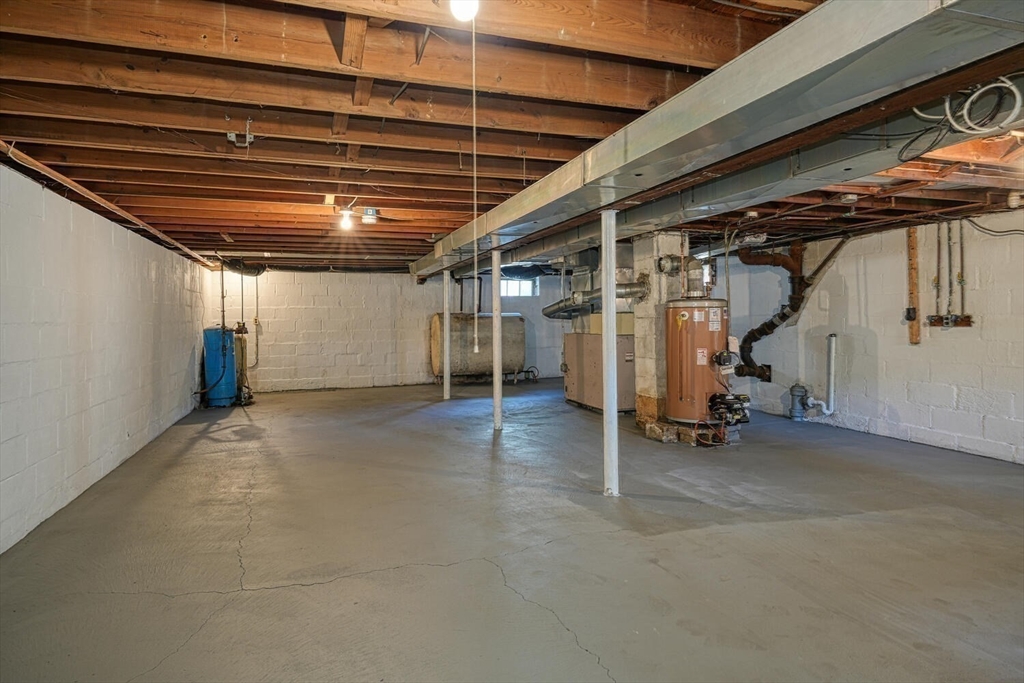 70 River Street Middleton, MA 01949 - Photo 15 of 21