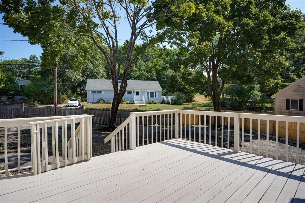 70 River Street Middleton, MA 01949 - Photo 16 of 21