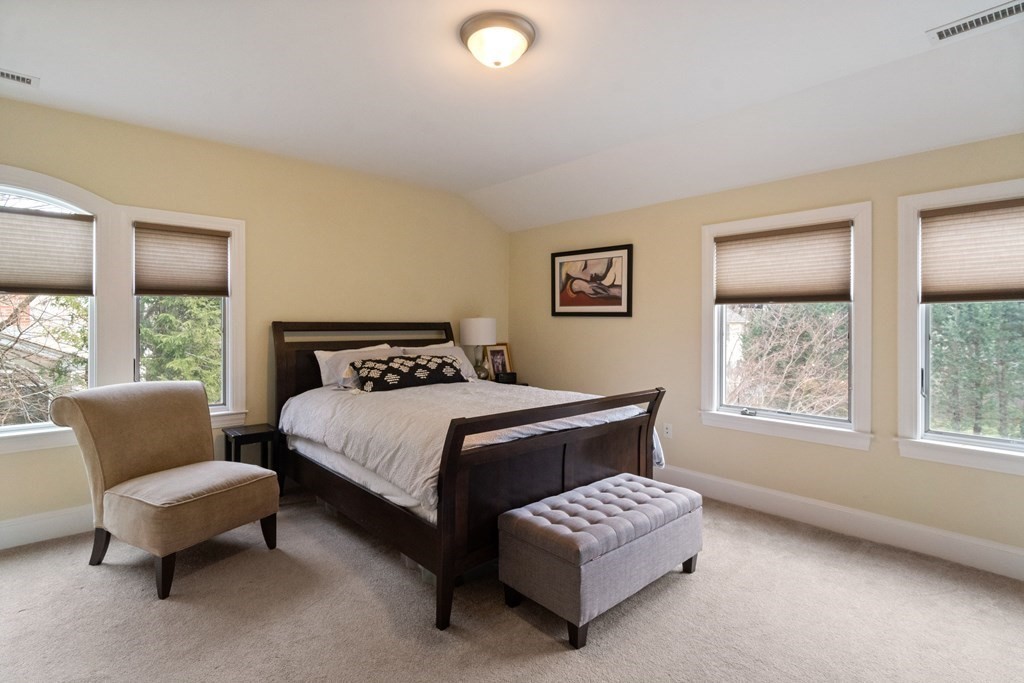 330 Hartman Road Newton, MA 02459 - Photo 11 of 35