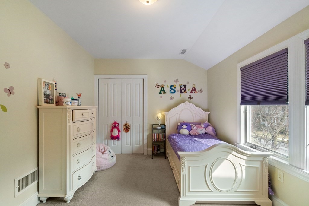 330 Hartman Road Newton, MA 02459 - Photo 19 of 35