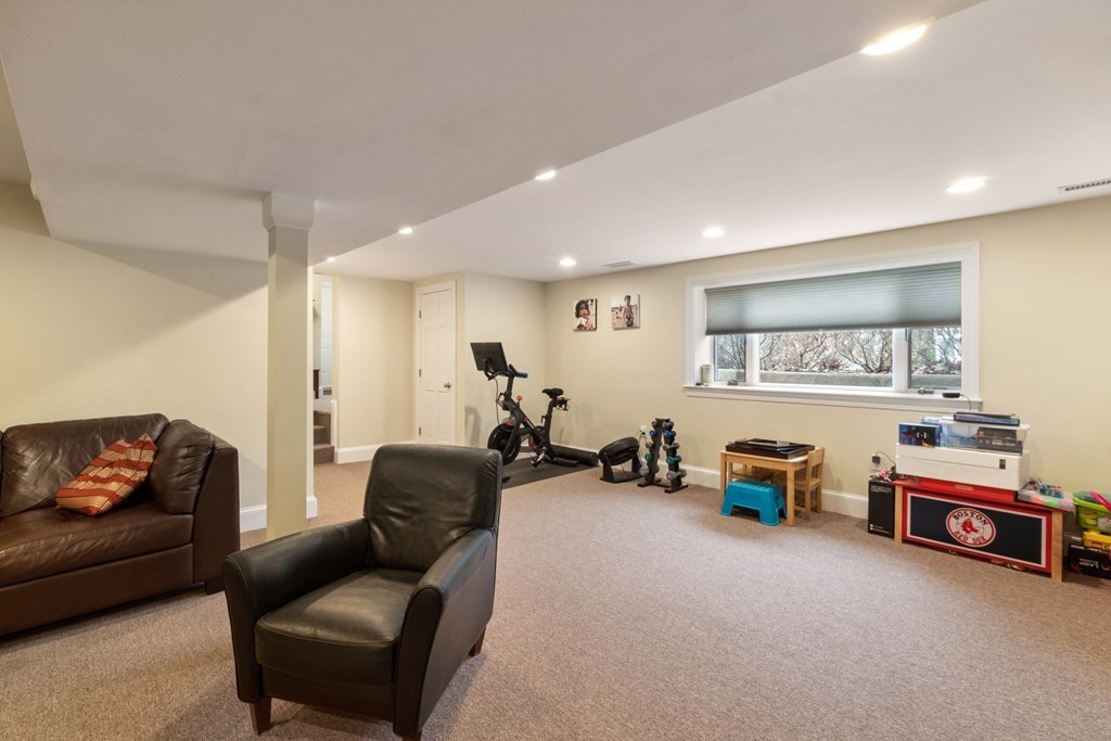 330 Hartman Road Newton, MA 02459 - Photo 29 of 35