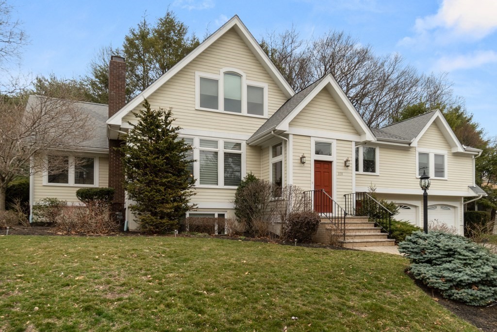 330 Hartman Road Newton, MA 02459 - Photo 3 of 35