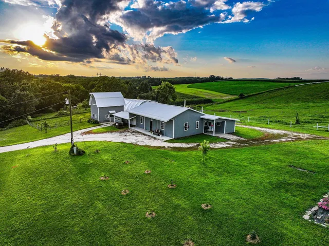 $257,000 | 39871 Highway 44, Mabel, MN 55954