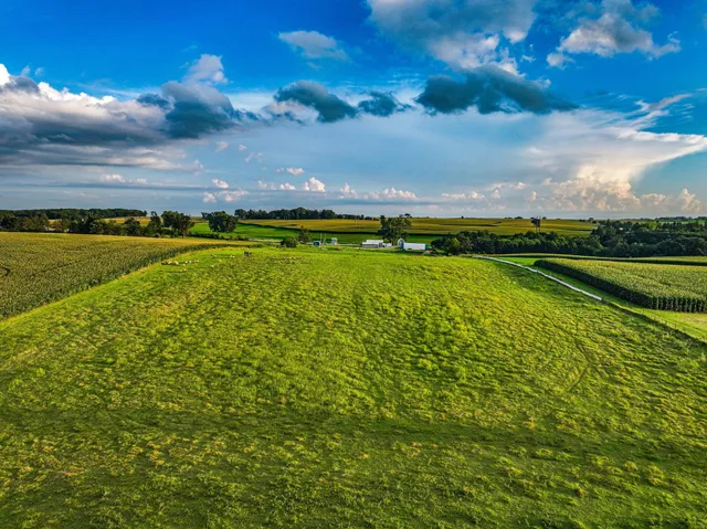 $257,000 | 39871 Highway 44, Mabel, MN 55954