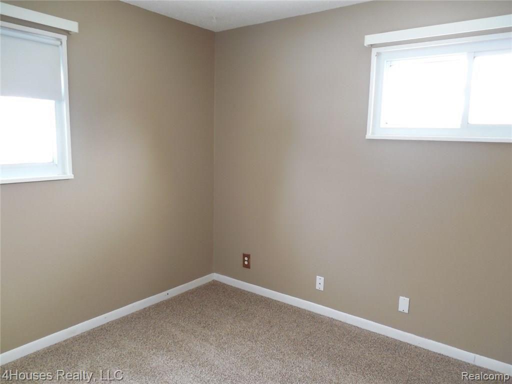 5119 Farm Road Waterford, MI 48327 - Photo 14 of 15