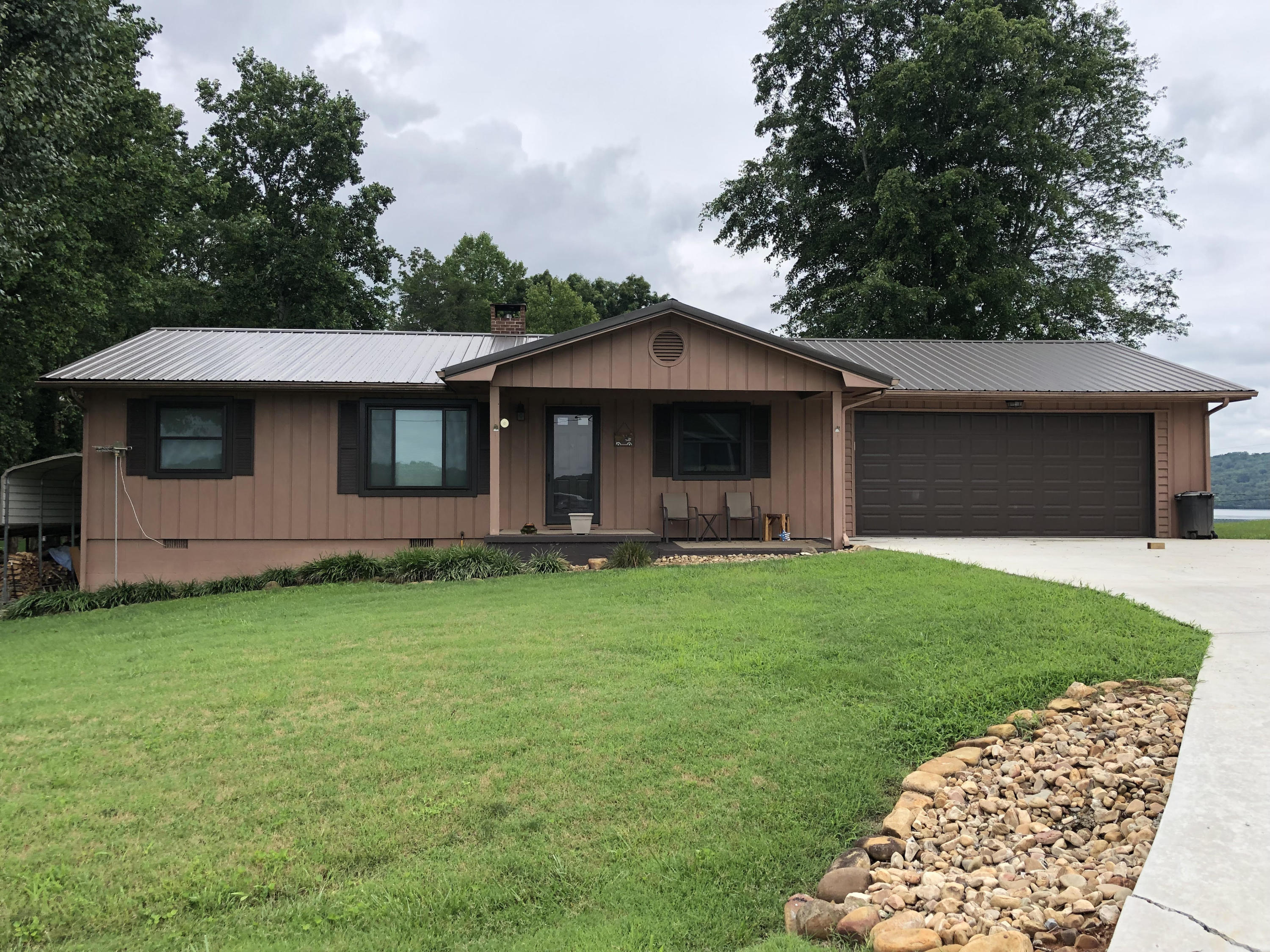 355 Hilltop Road Spring City, TN 37381 - Photo 1 of 1 primary