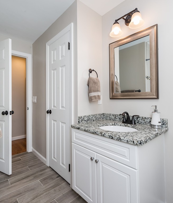 37 Lynebrook Road Springfield, MA 01118 - Photo 20 of 25 Gallery Image 20