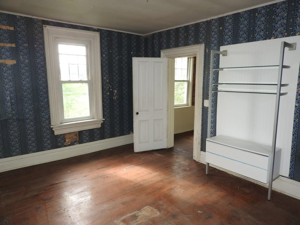 235 Alameda Road Butler, PA 16001 - Photo 13 of 19 Gallery Image 13