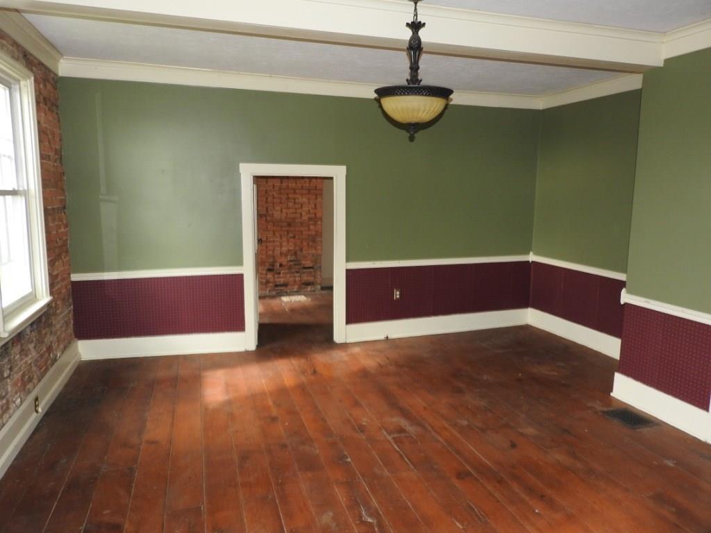 235 Alameda Road Butler, PA 16001 - Photo 14 of 19 Gallery Image 14