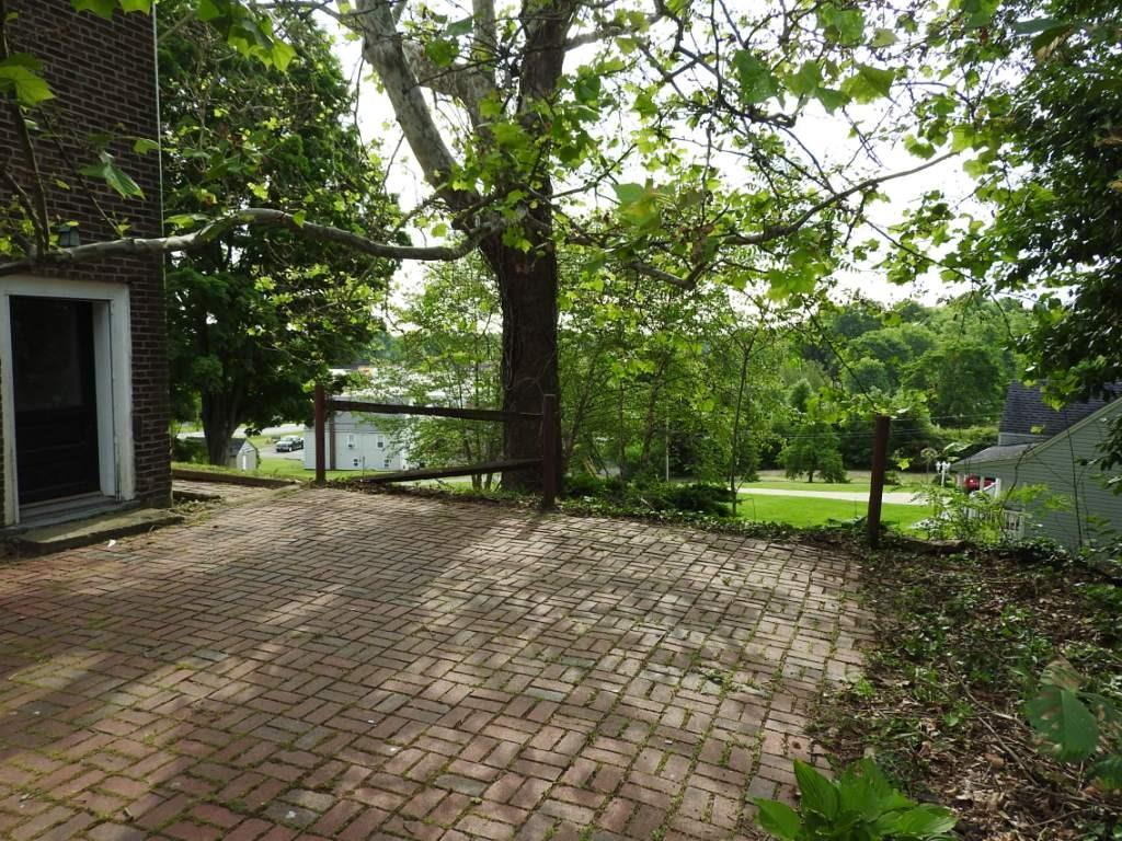 235 Alameda Road Butler, PA 16001 - Photo 18 of 19 Gallery Image 18