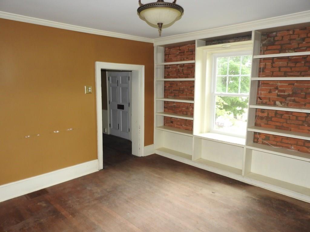 235 Alameda Road Butler, PA 16001 - Photo 8 of 19 Gallery Image 8