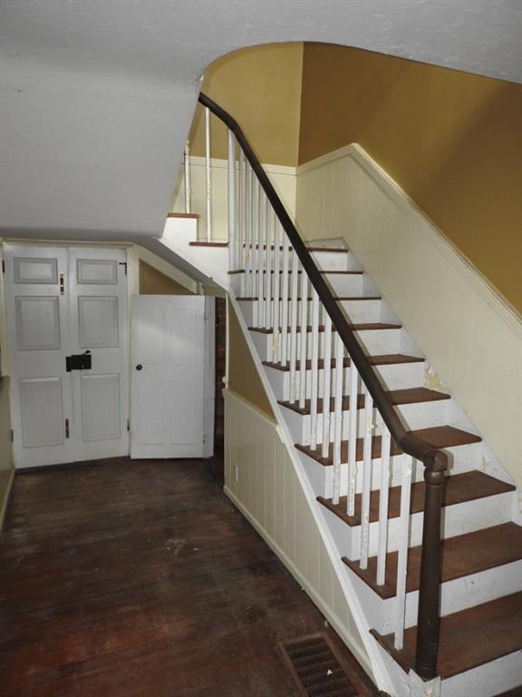 235 Alameda Road Butler, PA 16001 - Photo 9 of 19 Gallery Image 9