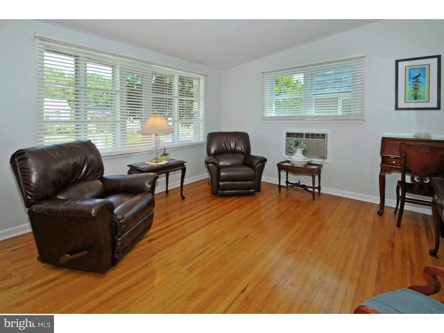 603 Wanamaker Road Jenkintown, PA 19046 - Photo 3 of 21 Living Room