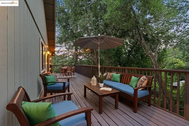 $1,698,000 | 151 La Espiral, Orinda, CA 94563